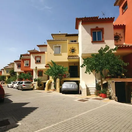 Three-bedroom Holiday In Dom wakacyjny *